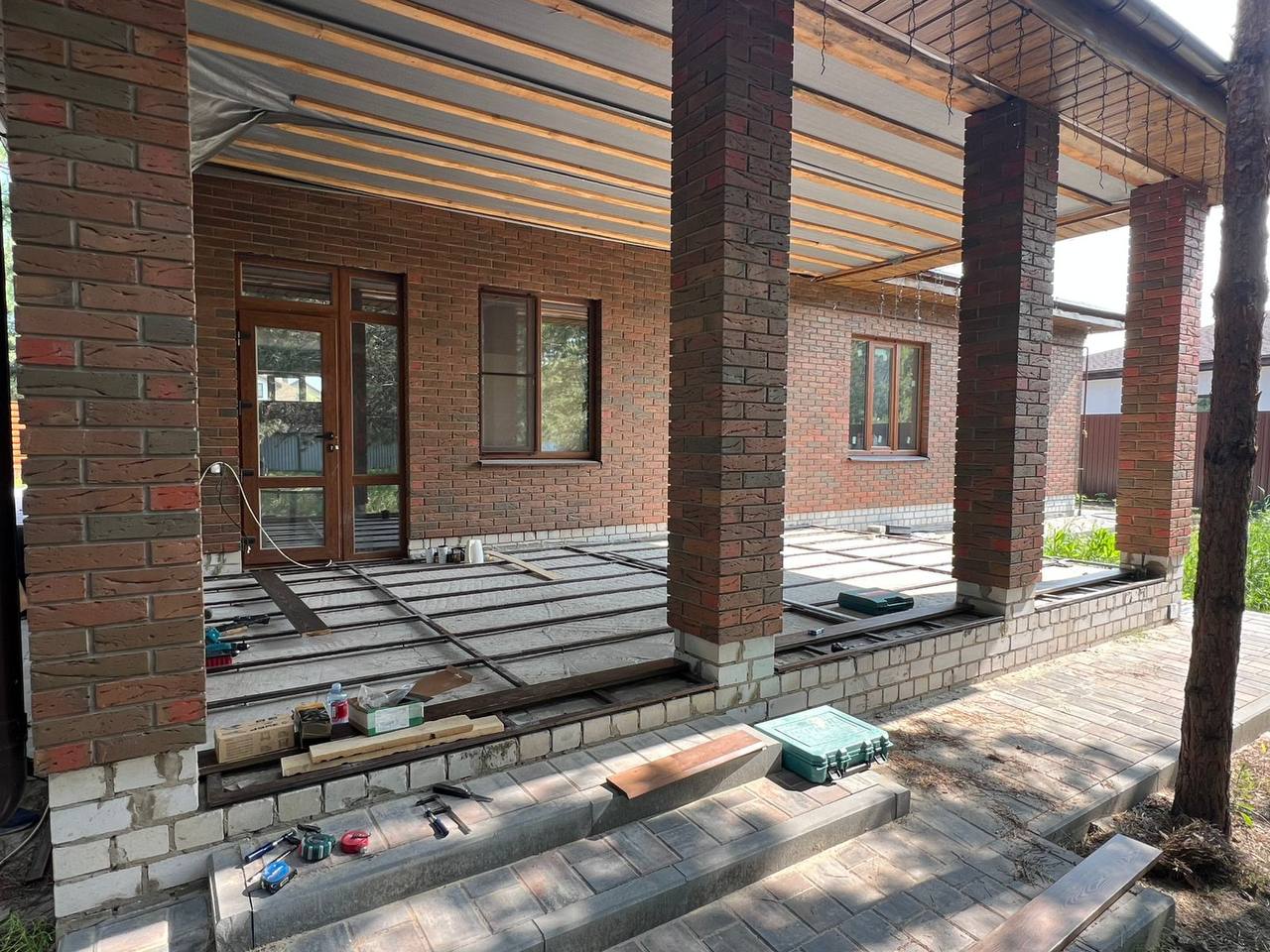 Лаги для террасной доски